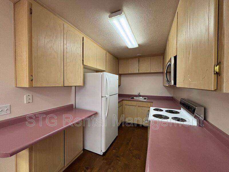 Apartment for rent at 75 E 800 S #B, Ivins, UT 84738