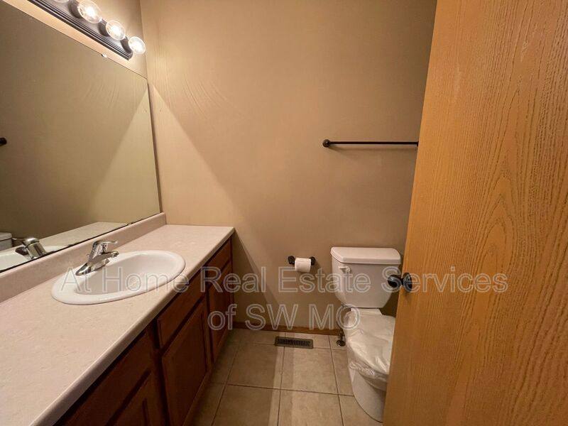 House for rent at 5543 W David, Springfield, MO 65802