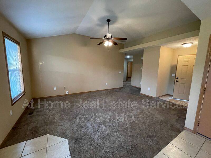 House for rent at 5543 W David, Springfield, MO 65802