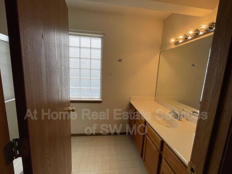Apartment for rent at 877 N 22nd, Ozark, MO 65721