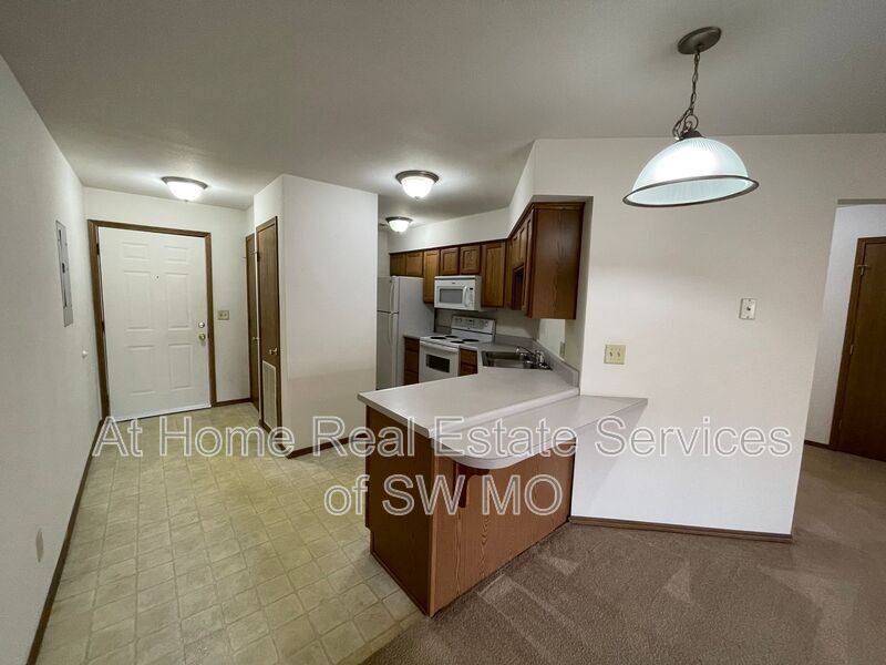 877 N 22nd, Ozark, MO 65721 - Apartment for Rent