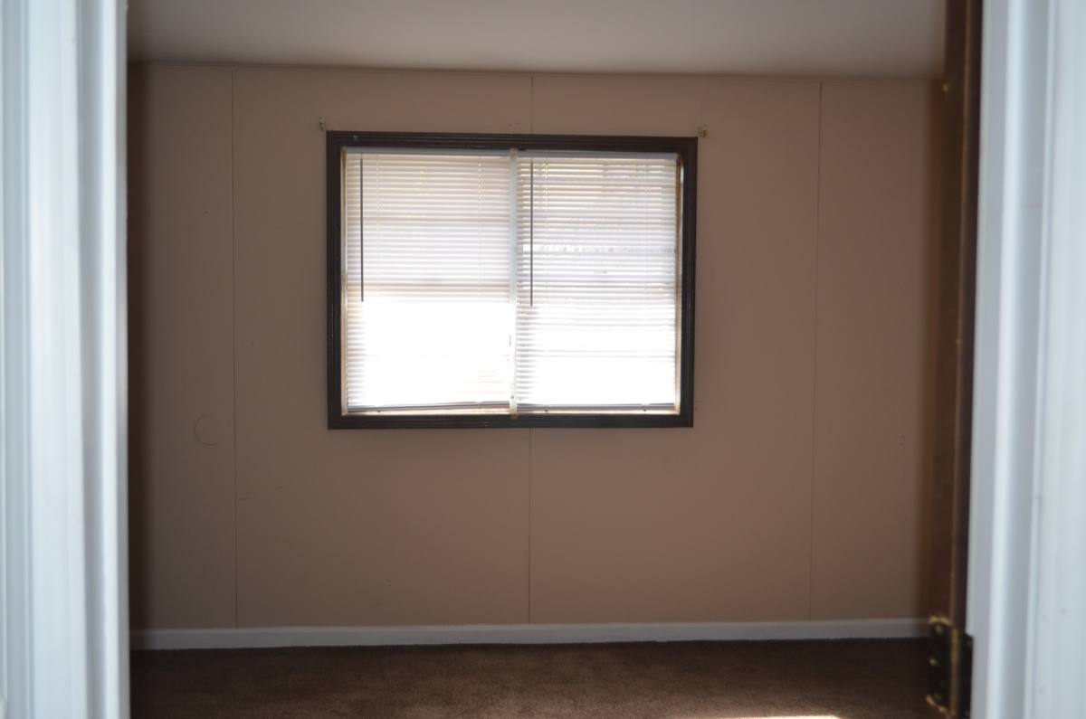 Apartment for rent at 126 Marshall St, Jefferson City, MO 65101