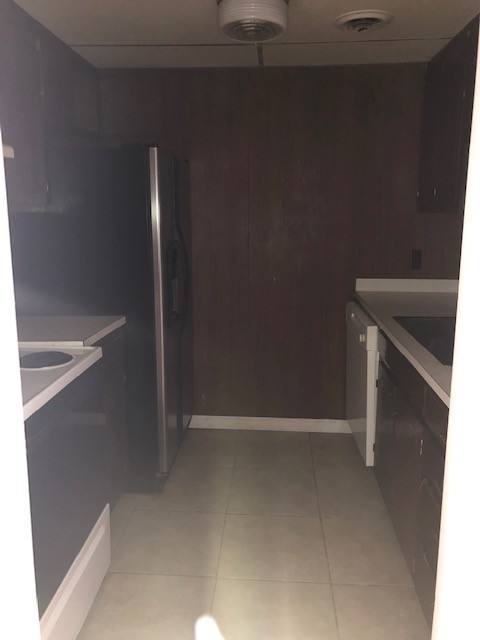 Apartment for rent at 126 Marshall St, Jefferson City, MO 65101
