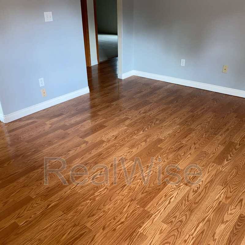House for rent at 2564 NE Douglas Ave, Roseburg, OR 97470