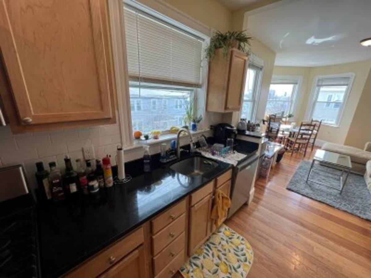 Apartment for rent at 47 Lowell St #K2, Somerville, MA 02143