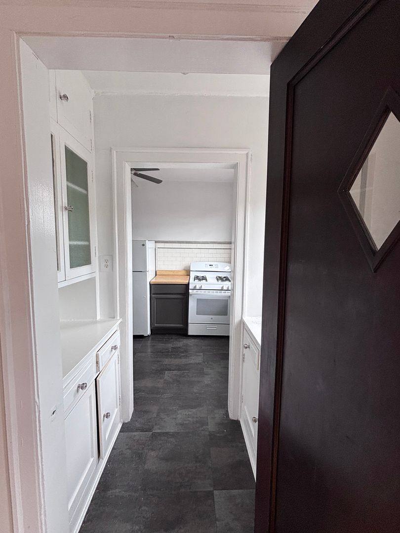 Apartment for rent at 7443-49 N Claremont, Chicago, IL 60645