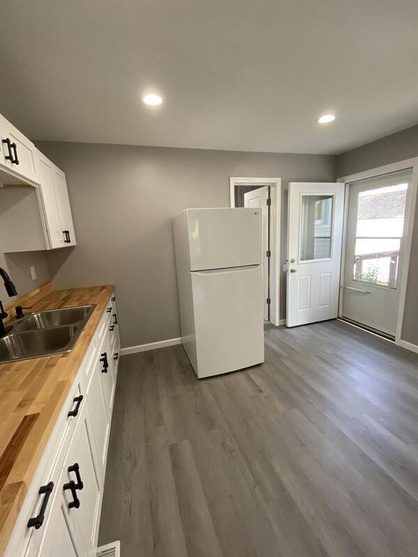 House for rent at 18531 Glenfield Rd, Cleveland, OH 44119