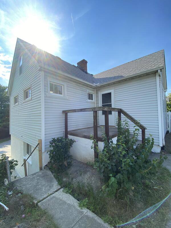 House for rent at 18531 Glenfield Rd, Cleveland, OH 44119