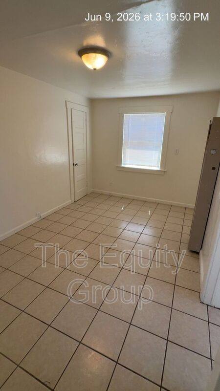Apartment for rent at 1205 N Willis St #D, Visalia, CA 93291