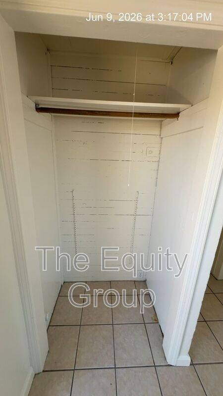 Apartment for rent at 1205 N Willis St #D, Visalia, CA 93291