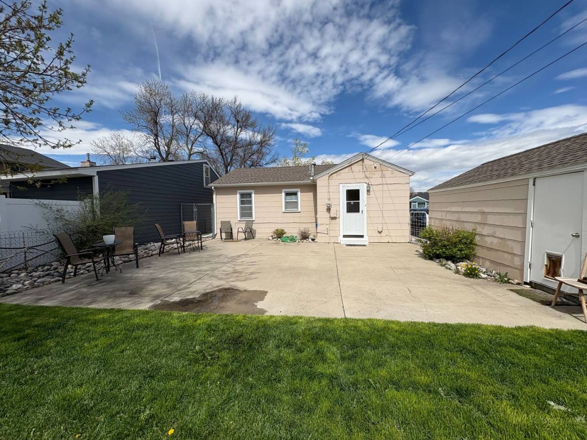 House for rent at 1628 Alderson Ave, Billings, MT 59102