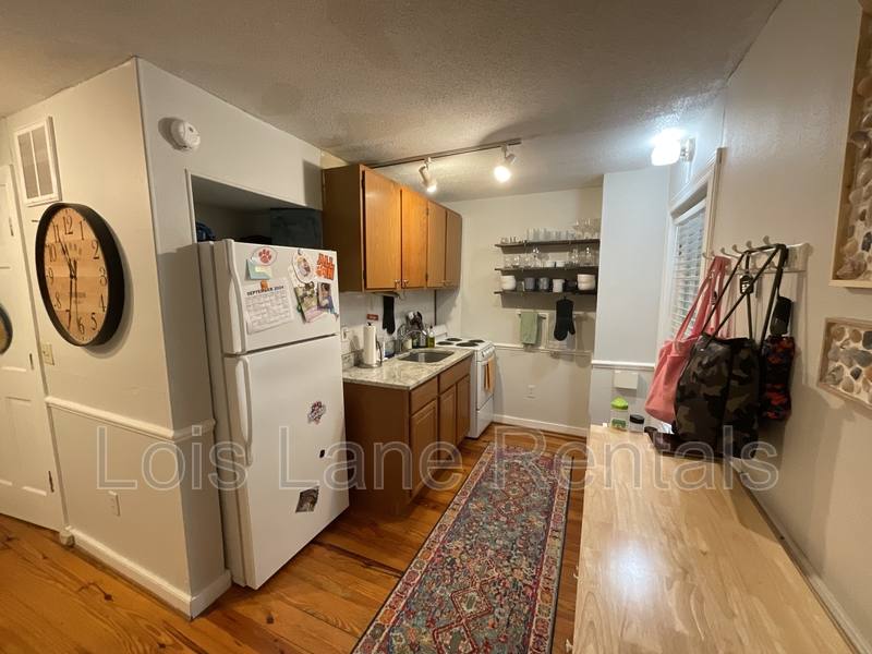 Apartment for rent at 49 Charlotte St #B, Charleston, SC 29403
