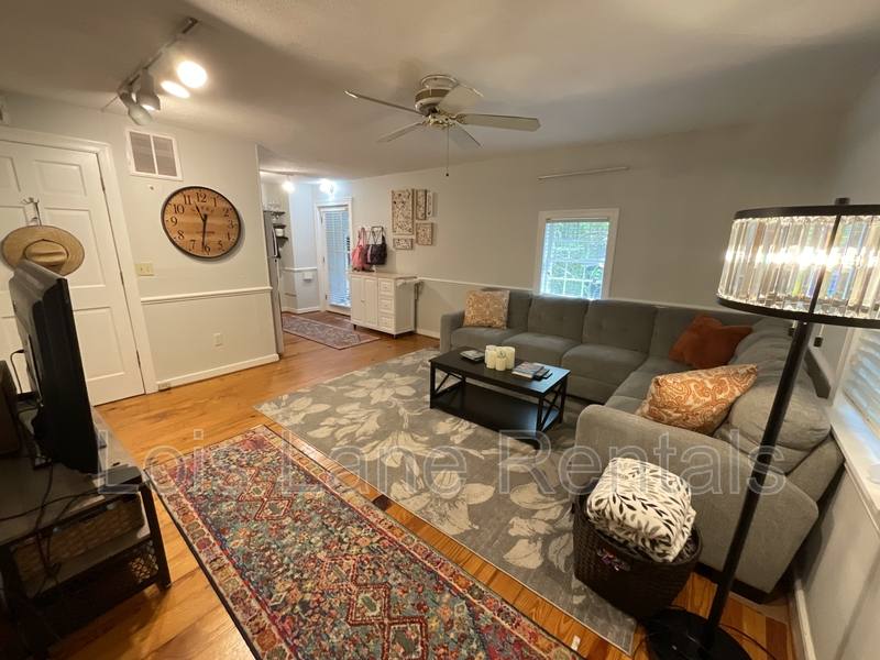 Apartment for rent at 49 Charlotte St #B, Charleston, SC 29403