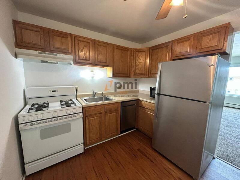 Apartment for rent at 111 Harrington Ave #15, Crown Point, IN 46307