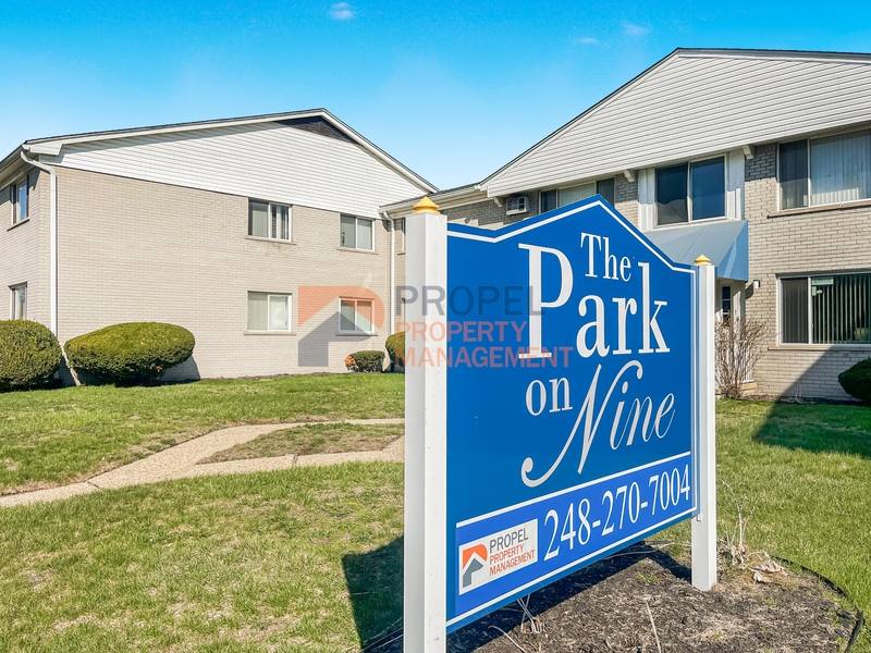 Apartment for rent at 10050 W Nine Mile Rd #18, Oak Park, MI 48237