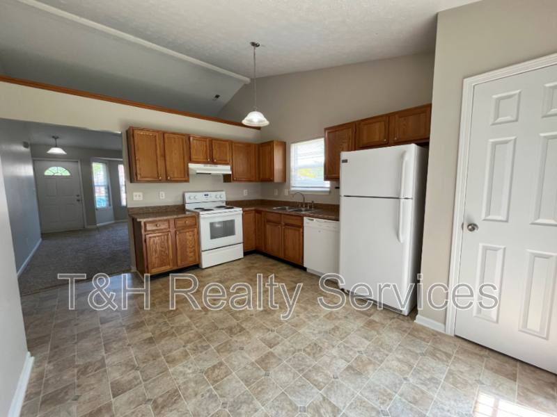 House for rent at 11331 Sweetleaf Dr, Indianapolis, IN 46235