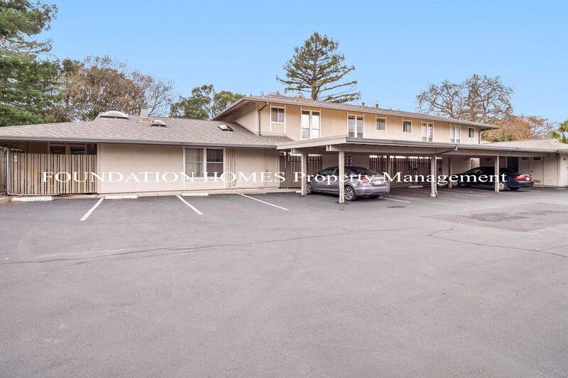 Townhouse for rent at 67 Roundtree Blvd, San Rafael, CA 94903