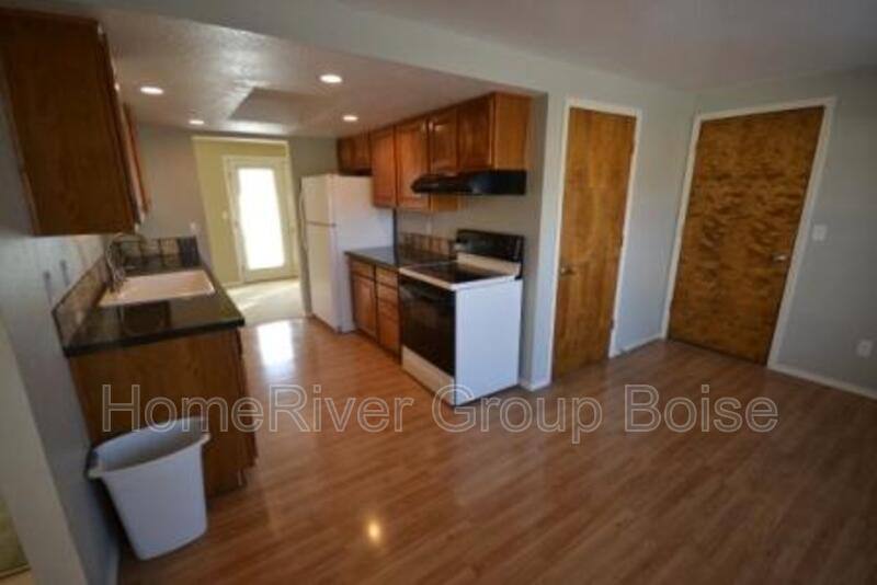 House for rent at 11703 Ginger Creek Dr, Boise, ID 83713