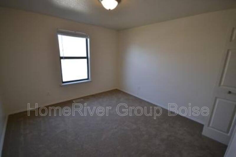House for rent at 11703 Ginger Creek Dr, Boise, ID 83713