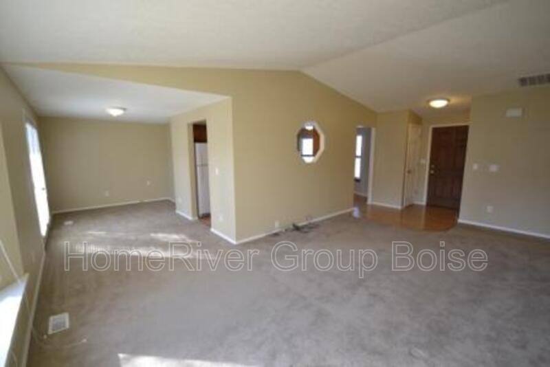 House for rent at 11703 Ginger Creek Dr, Boise, ID 83713