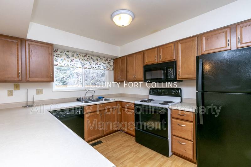 Townhouse for rent at 3125 Swallow Bend, Fort Collins, CO 80525