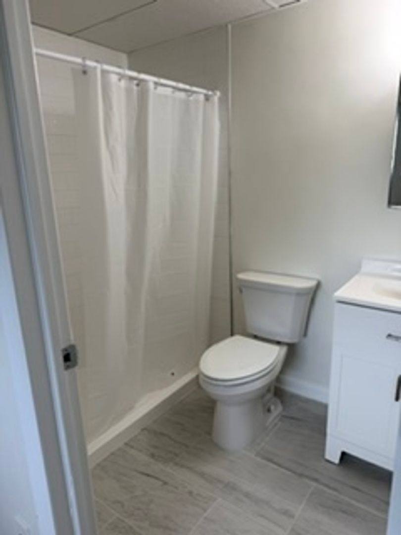 Apartment for rent at 76 Pennsylvania Ave, Westminster, MD 21157