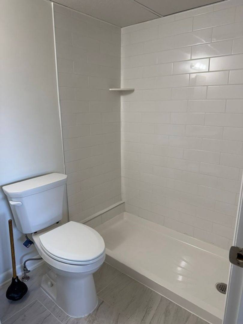 Apartment for rent at 76 Pennsylvania Ave, Westminster, MD 21157