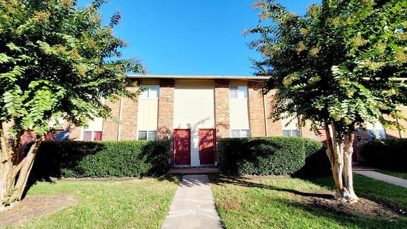 Townhouse for rent at 7103 Wentworth St, Richmond, VA 23237