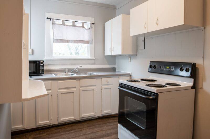 Apartment for rent at 706 Chickamauga Ave #4, Knoxville, TN 37917
