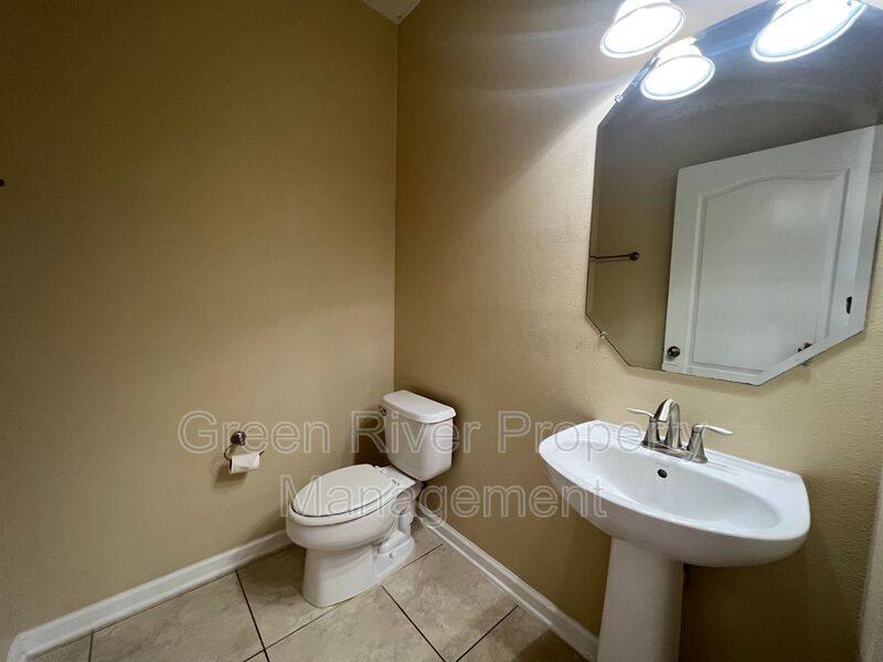 House for rent at 3865 Ringneck Dr, Jacksonville, FL 32226