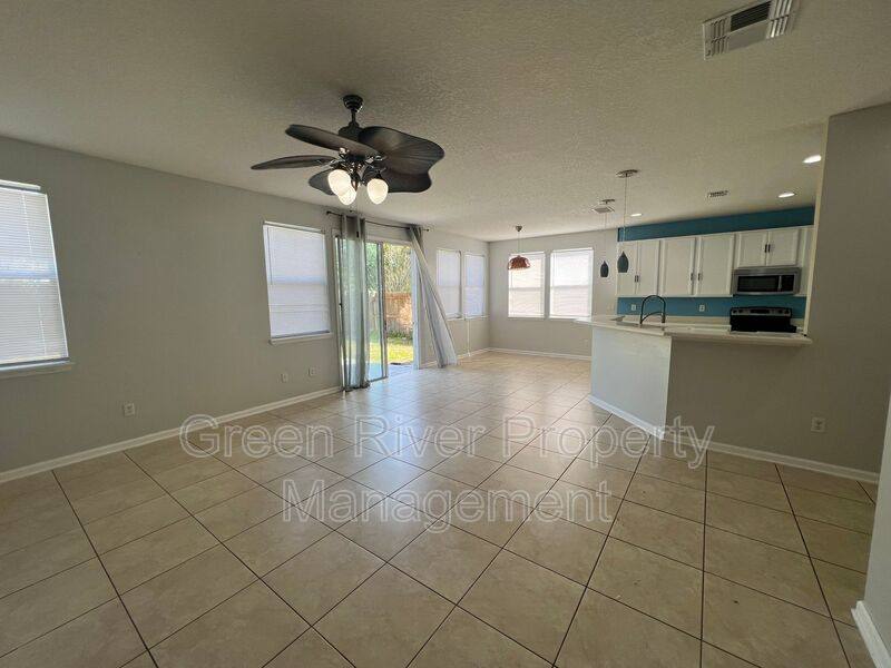 House for rent at 3865 Ringneck Dr, Jacksonville, FL 32226