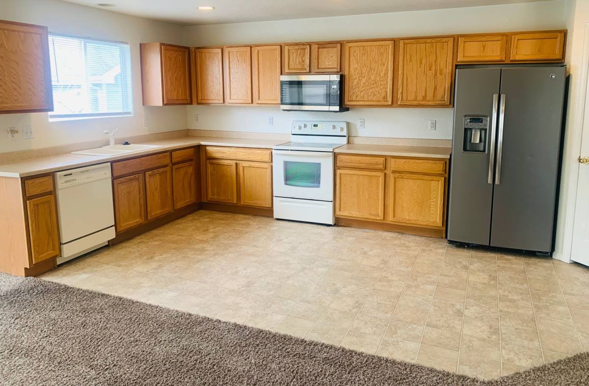 Townhouse for rent at 18915 E 57th Place, Denver, CO 80249
