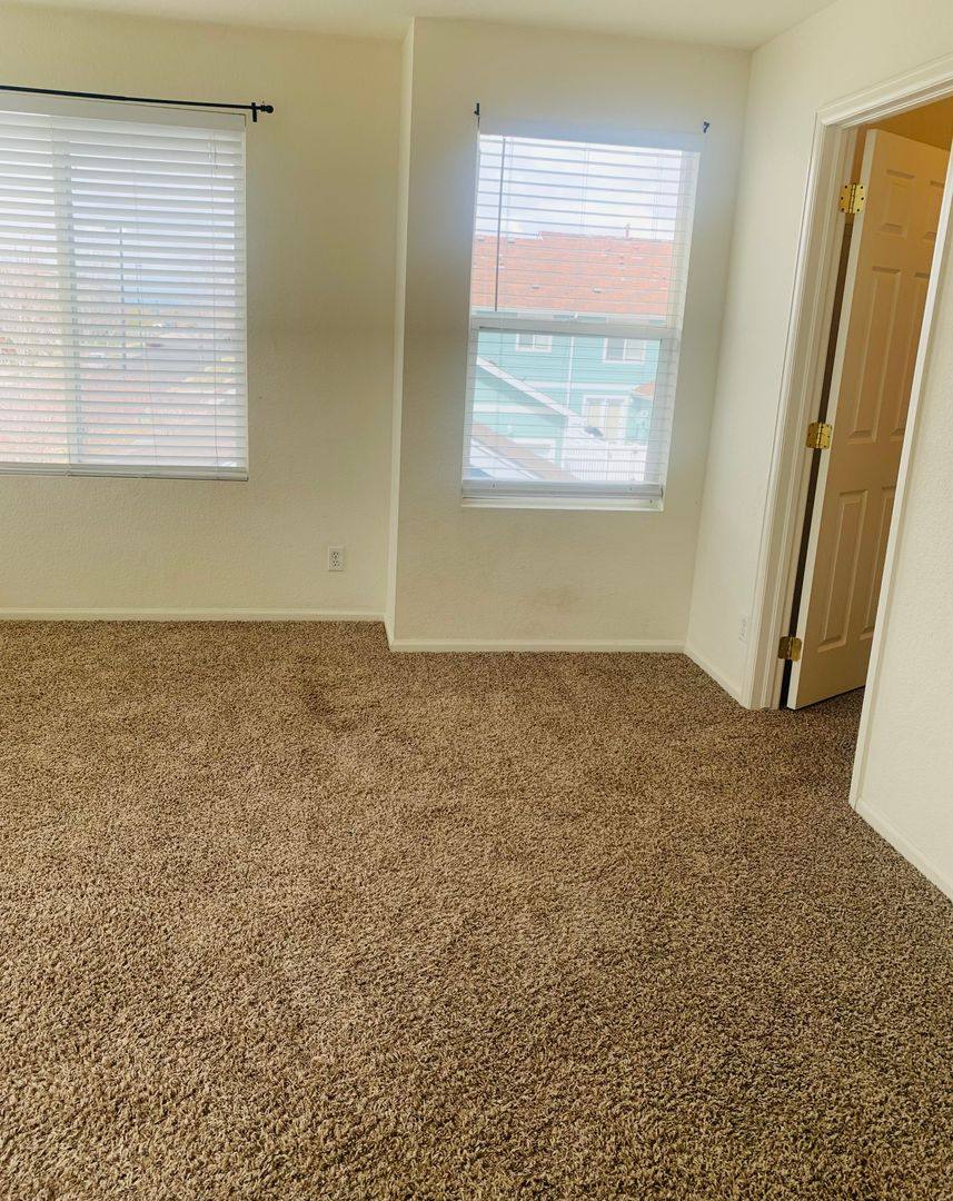 Townhouse for rent at 18915 E 57th Place, Denver, CO 80249