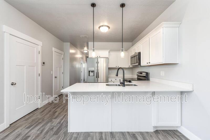 Condo for rent at 654 N Emery Dr, Orem, UT 84057
