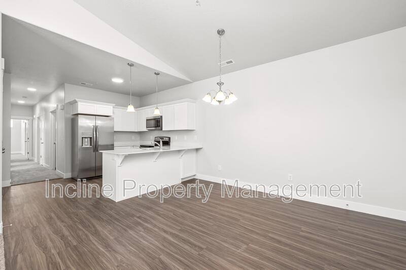 Condo for rent at 359 W 785 N, Orem, UT 84057