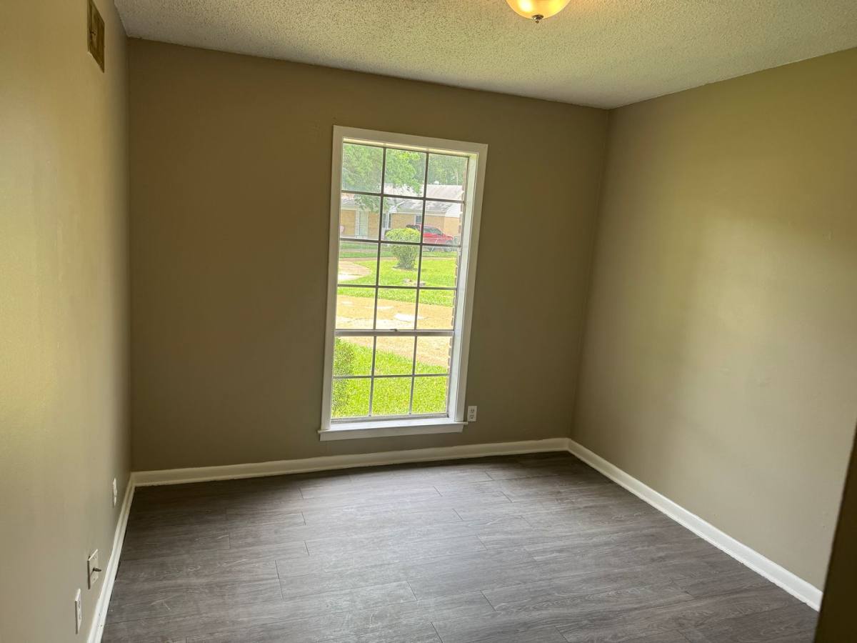 House for rent at 2858 Phyllis Cove, Memphis, TN 38118