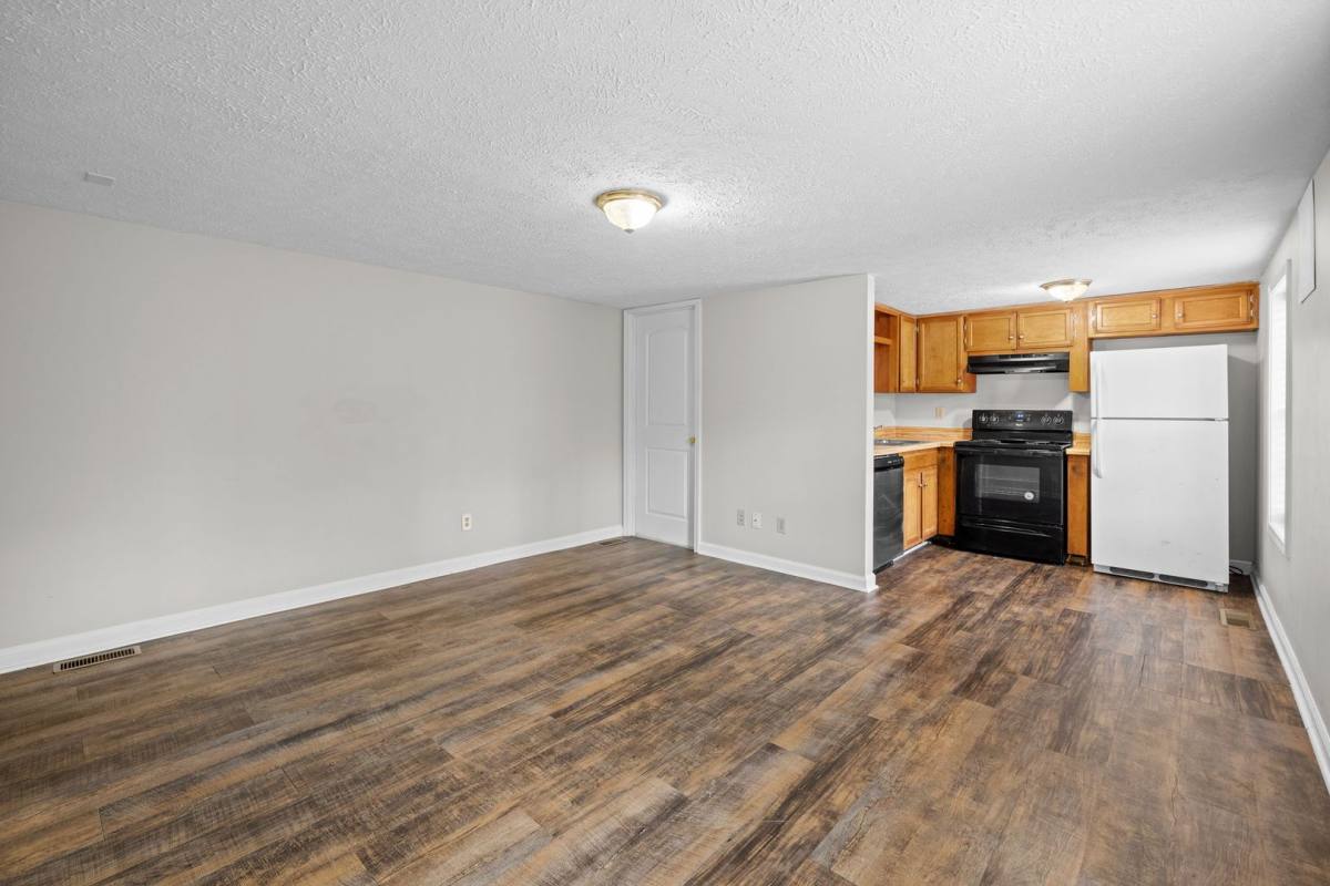 Apartment for rent at 208 Chapel St, Clarksville, TN 37042