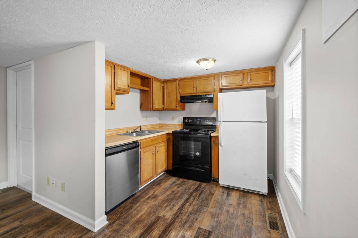 Apartment for rent at 208 Chapel St, Clarksville, TN 37042