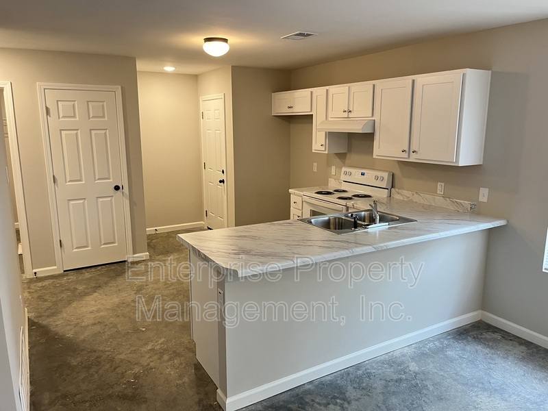 House for rent at 2645 Mirror Ave, Memphis, TN 38127