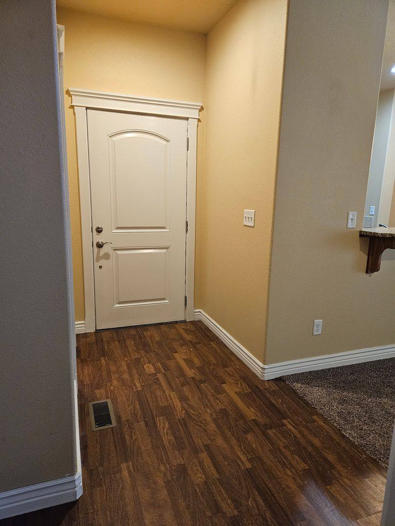Townhouse for rent at 10823 W Franklin Rd, Boise, ID 83709