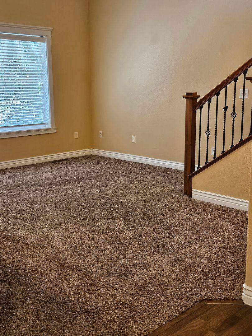 Townhouse for rent at 10823 W Franklin Rd, Boise, ID 83709