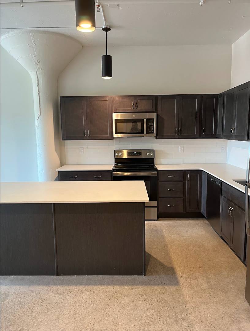 Apartment for rent at 950 Broadway, Buffalo, NY 14212