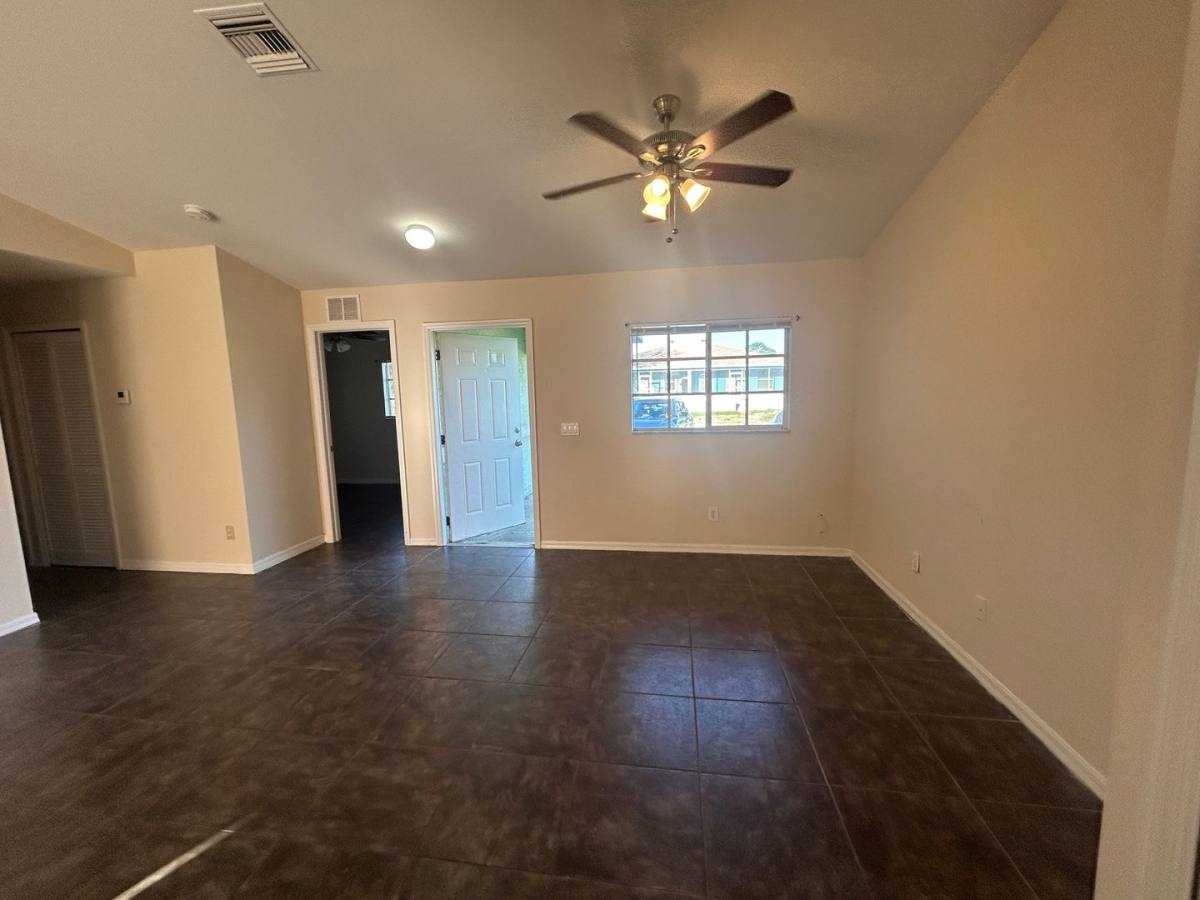 225-227 Ichabod Ave, Lehigh Acres, FL 33973 - Apartment for Rent - Image 5