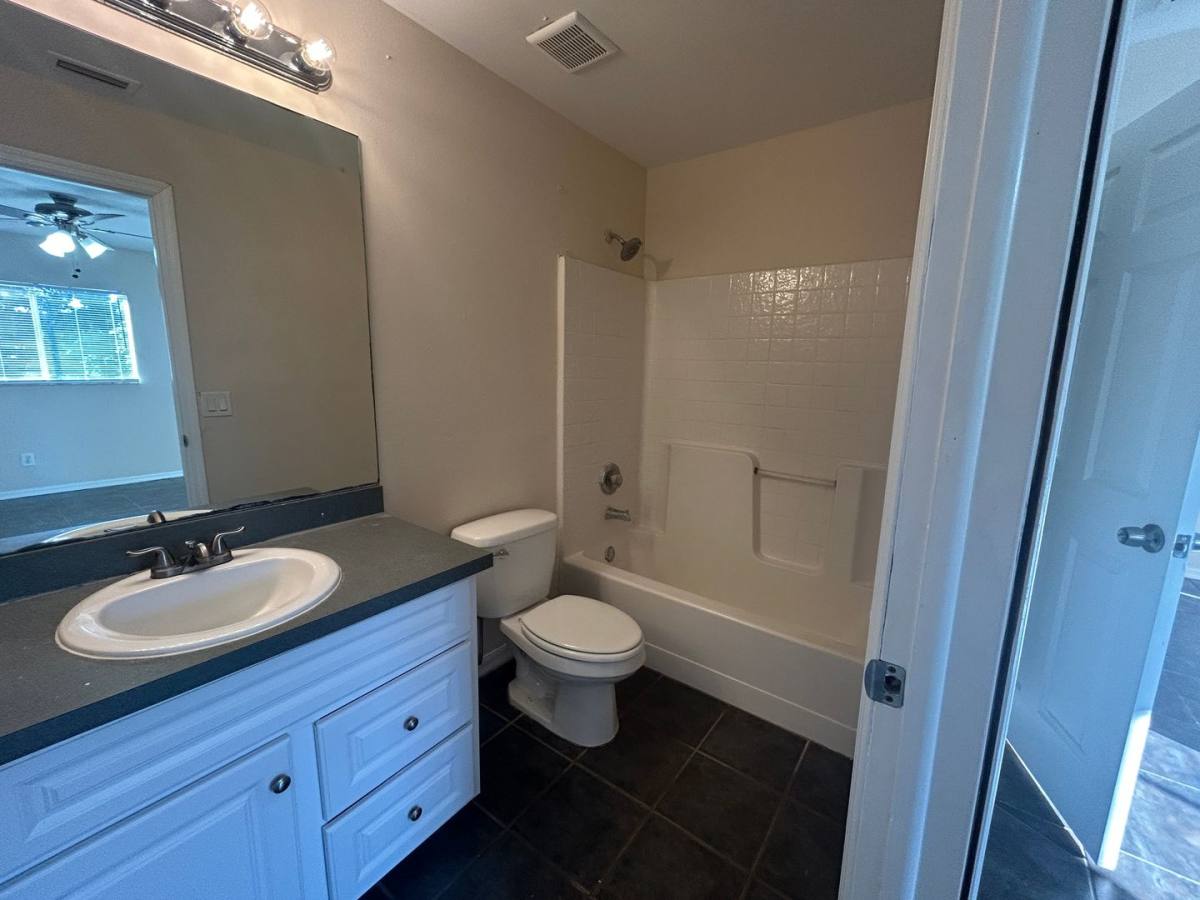 225-227 Ichabod Ave, Lehigh Acres, FL 33973 - Apartment for Rent - Image 8