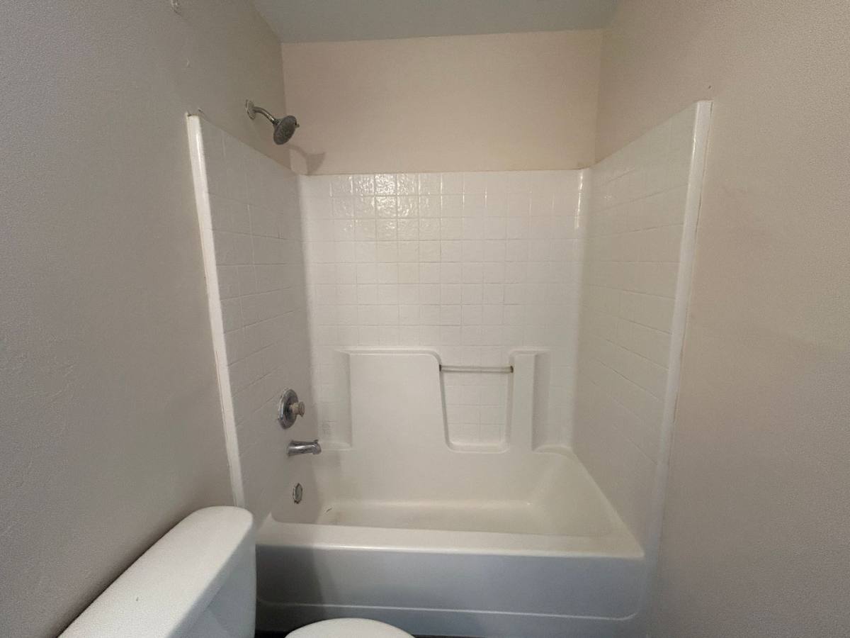 225-227 Ichabod Ave, Lehigh Acres, FL 33973 - Apartment for Rent - Image 10