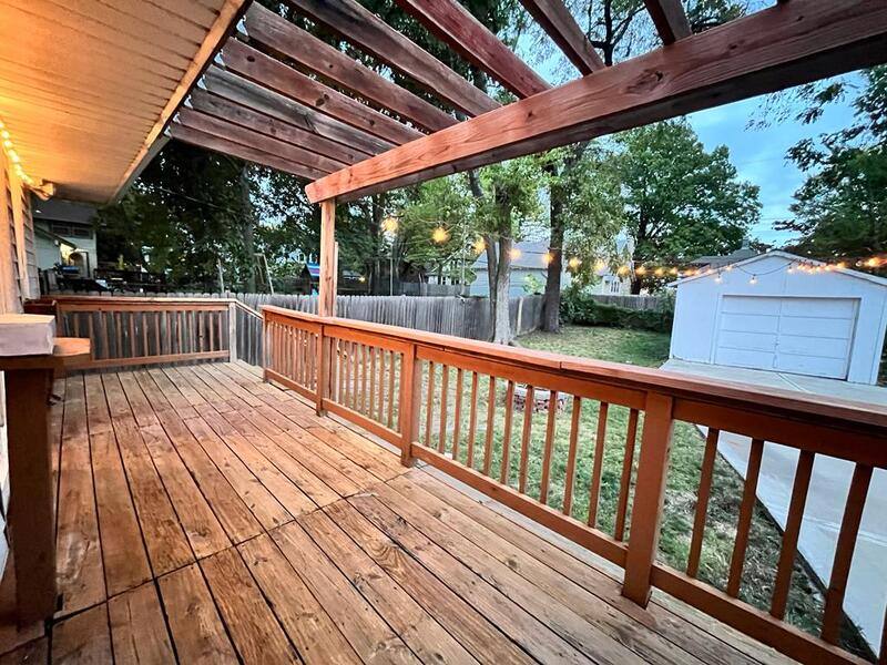 House for rent at 7425 Pennsylvania Ave, Kansas City, MO 64114