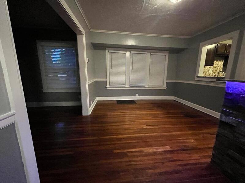 House for rent at 7425 Pennsylvania Ave, Kansas City, MO 64114