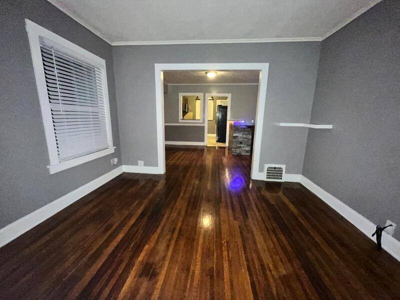 House for rent at 7425 Pennsylvania Ave, Kansas City, MO 64114