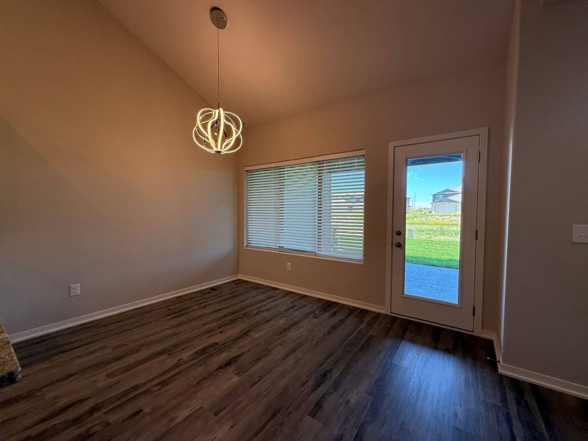 Townhouse for rent at 7007 Serpentine Dr, Lincoln, NE 68521