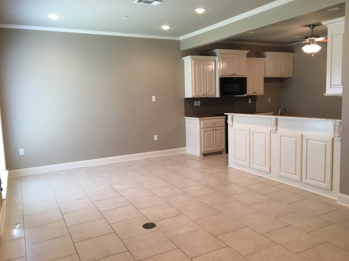 Townhouse for rent at 910 S Audubon Place, Gonzales, LA 70737